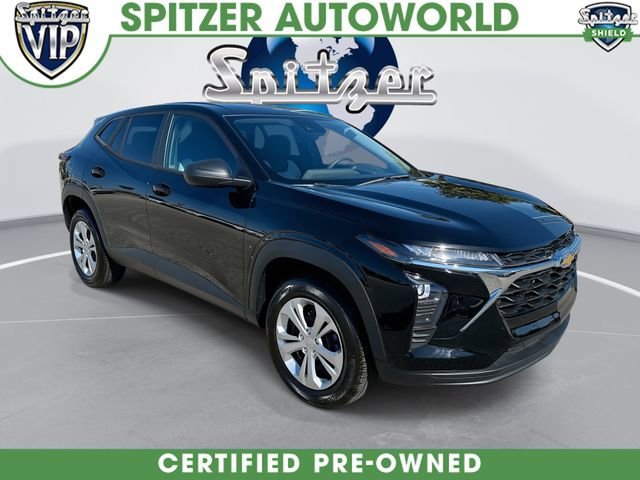 2024 Chevrolet Trax LS's photo