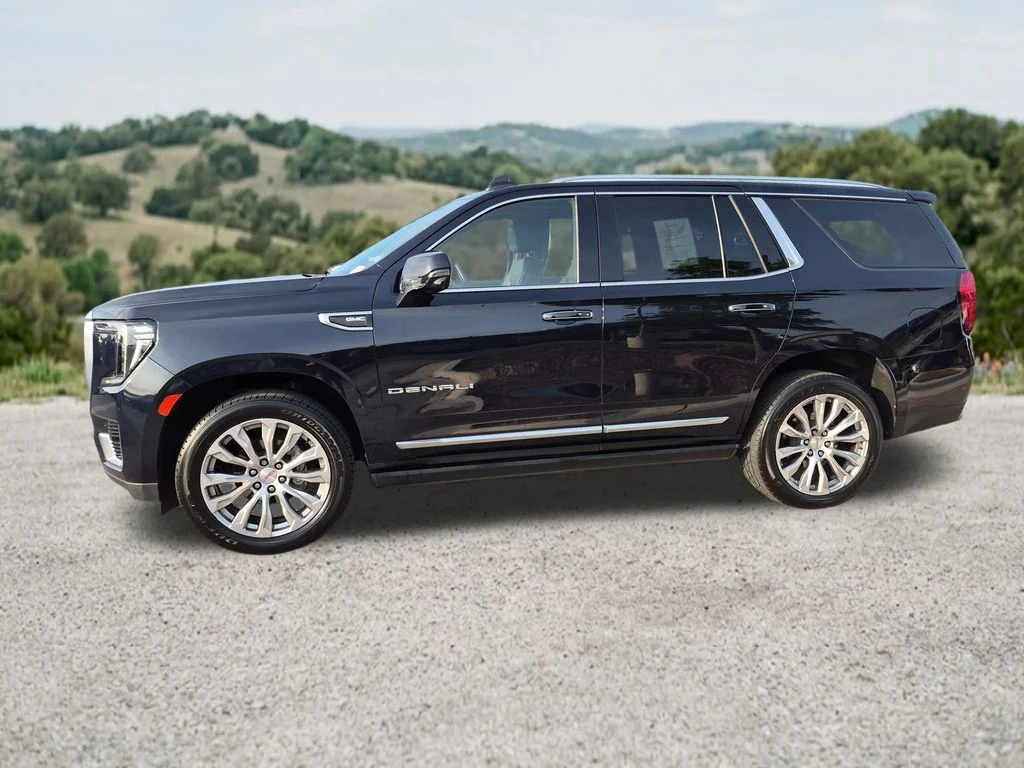 Used 2022 Blue GMC Denali image 4