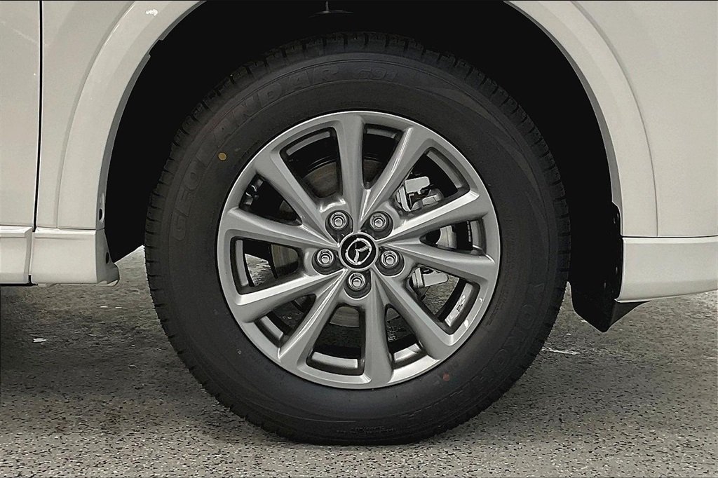 2025 MAZDA CX-5 - Image 11