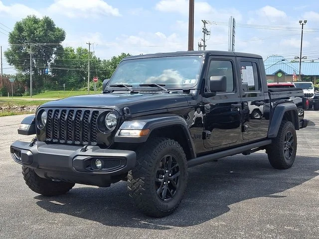 Used 2022 Black Jeep Sport image 4