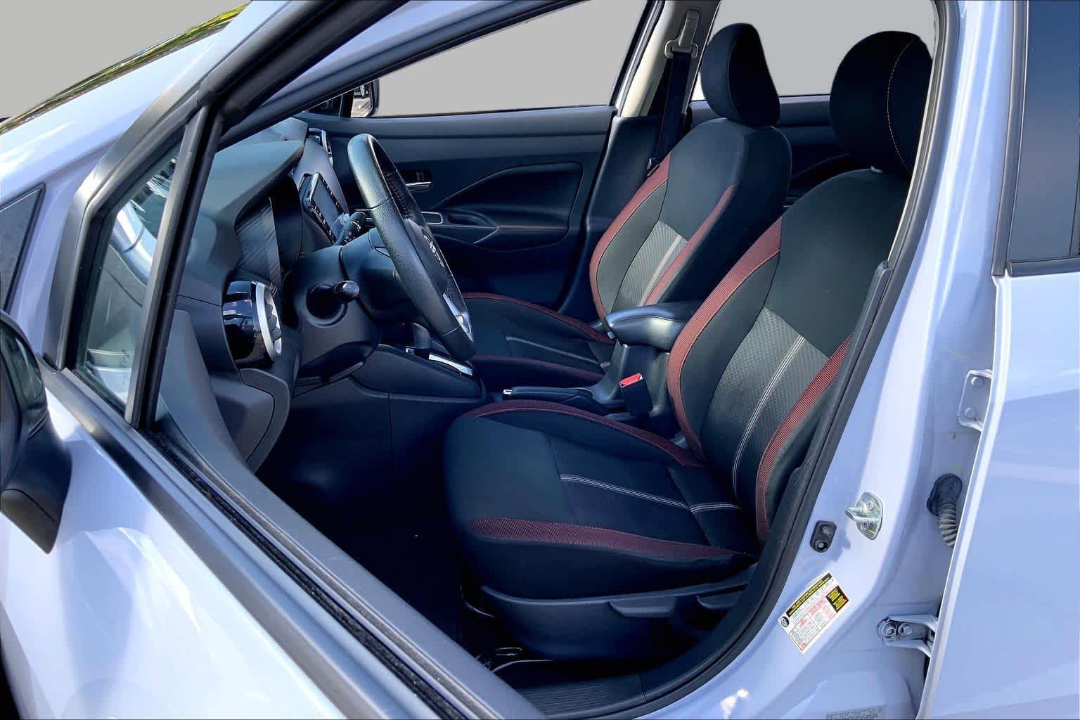 Used 2025 Gray Sky Pearl Nissan SR image 8