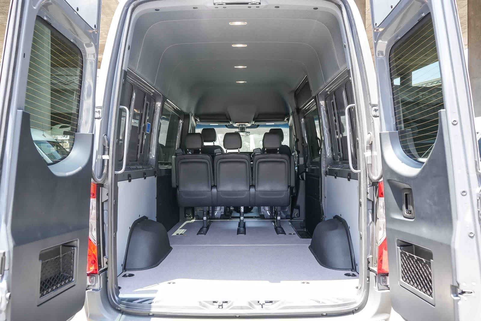 New 2026 Graphite Gray Mercedes-Benz Crew 144WB High Roof RWD 2.0L I4 Diesel Turbo HO image 33