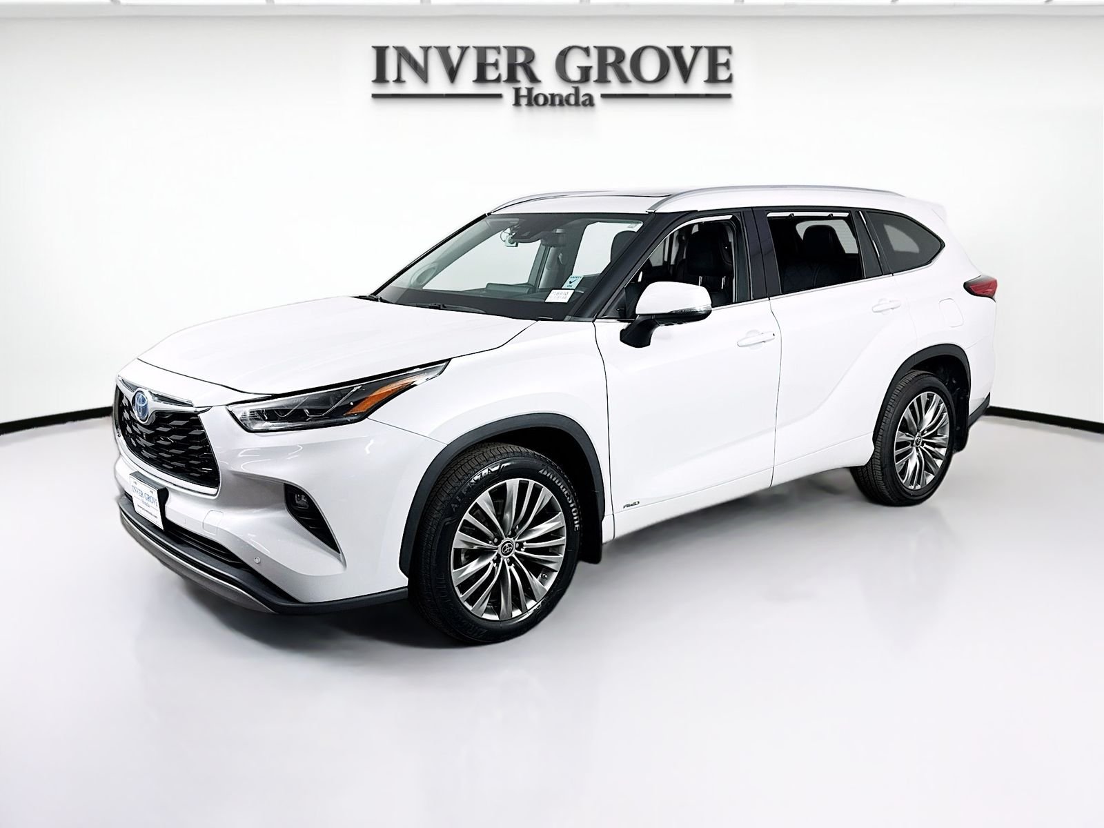 2022 Toyota Highlander Platinum