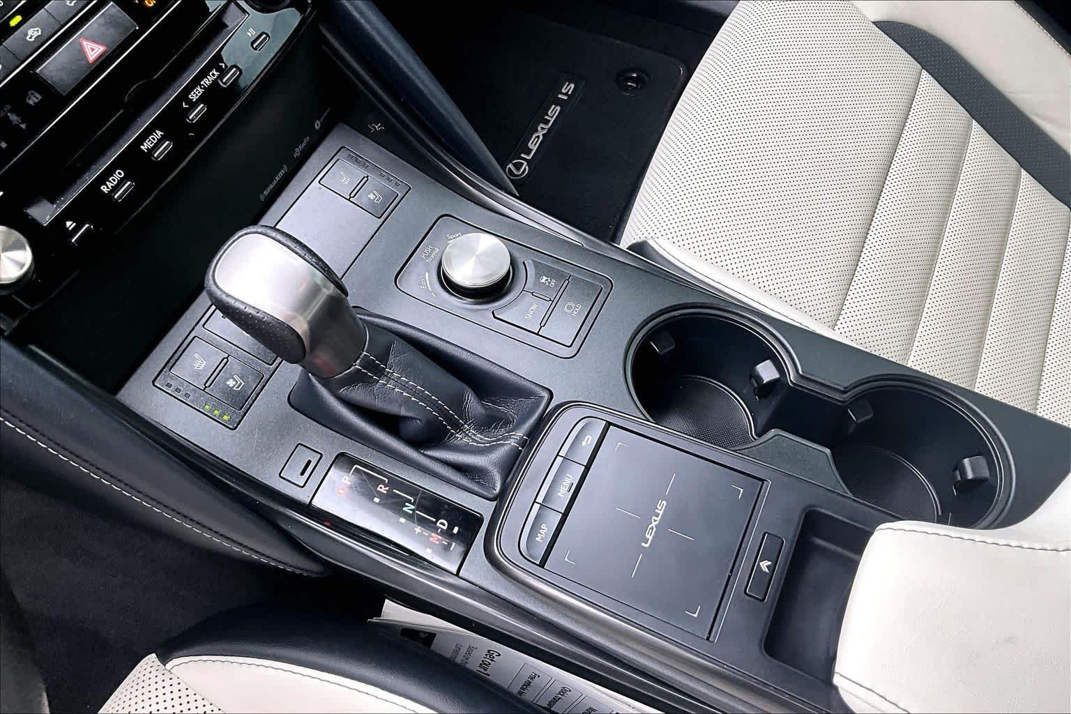 Certified Used 2022 Grecian Water Lexus F SPORT image 17