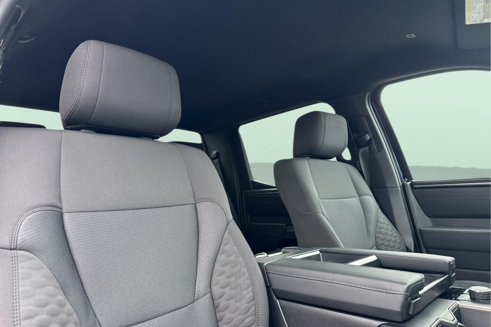2026 Toyota Tundra SR5 - Photo 17