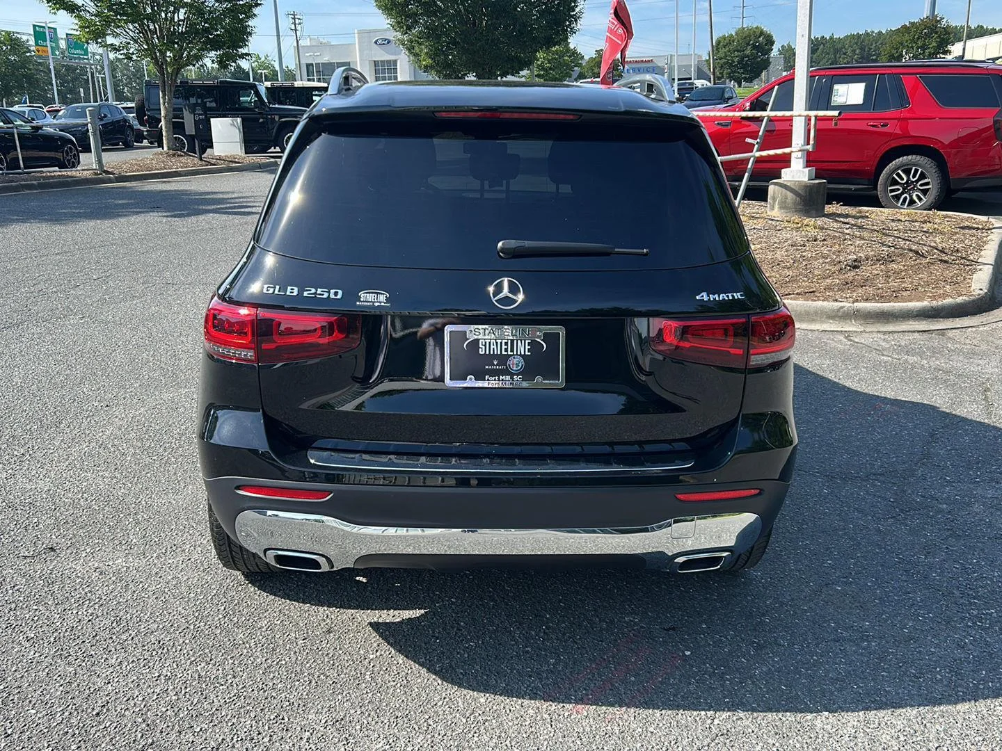 Used 2023 Night Black Mercedes-Benz GLB 250 image 4