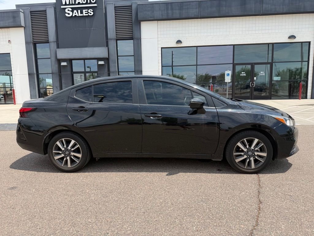 Used 2021 Black Nissan 1.6 SV image 3