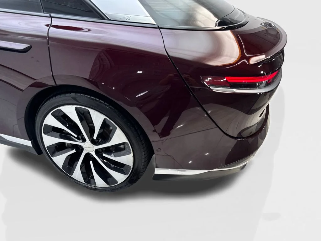 Used 2022 Red Lucid Grand Touring image 19