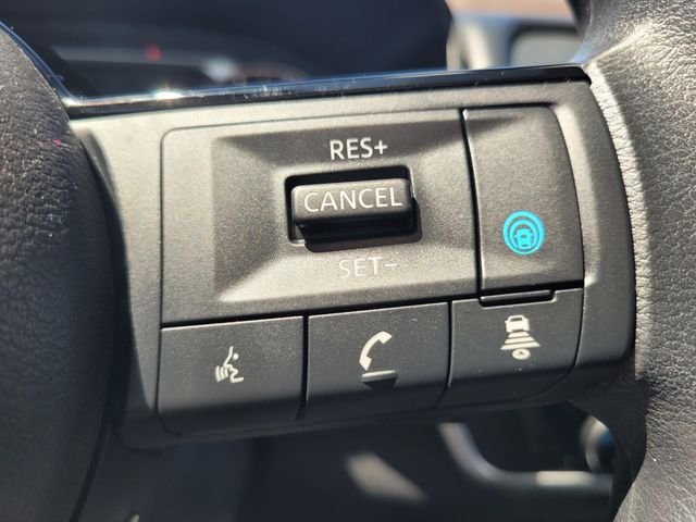 Used 2023 Red Nissan SV image 27