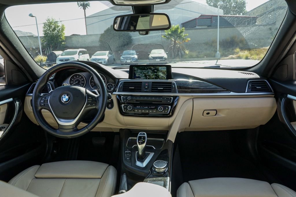Used 2016 White BMW 328i image 23