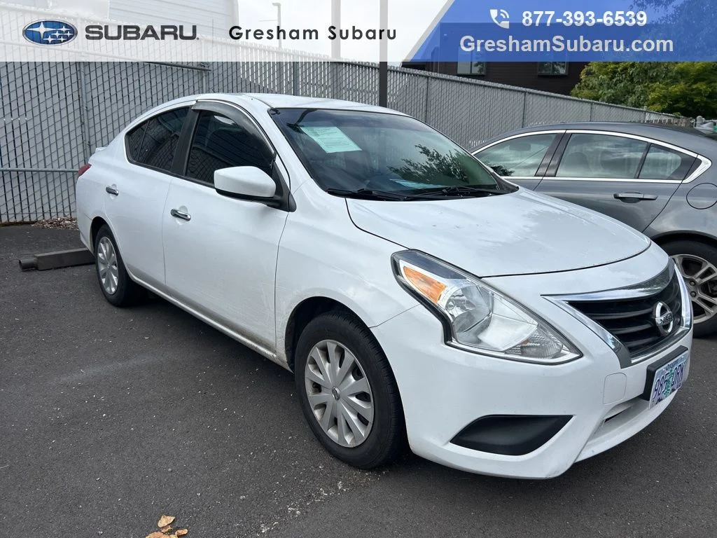 2019 Nissan Versa 1.6 SV CVT's photo