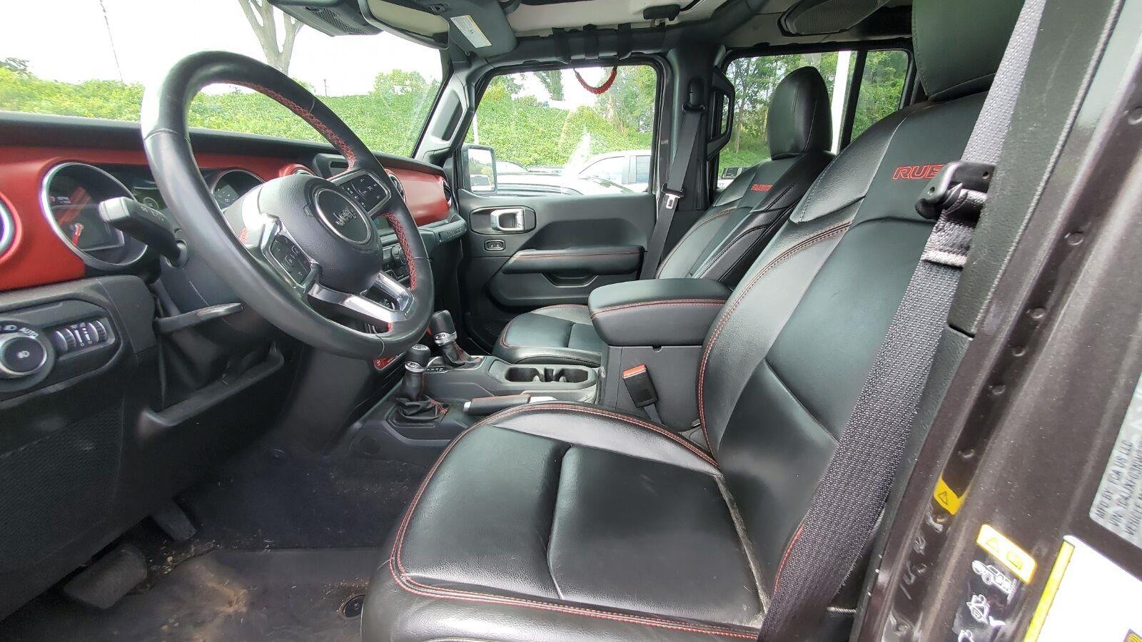Used 2022 Granite Crystal Metallic Clearcoat Jeep Unlimited Rubicon image 3