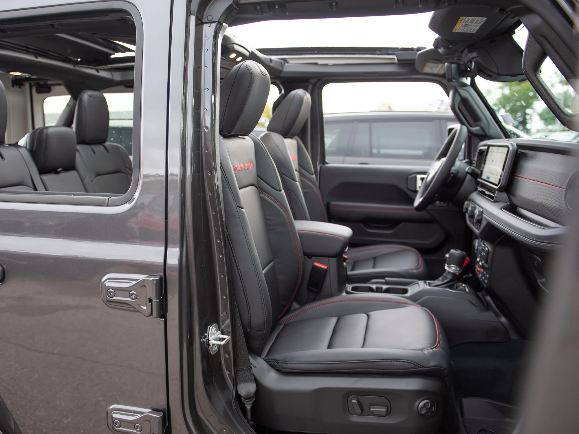 New 2027 Grey Jeep Rubicon X* 4 Door 4x4, Sky One-Touch Pwr Top, Nappa Leather, 35 Inch Tires image 32