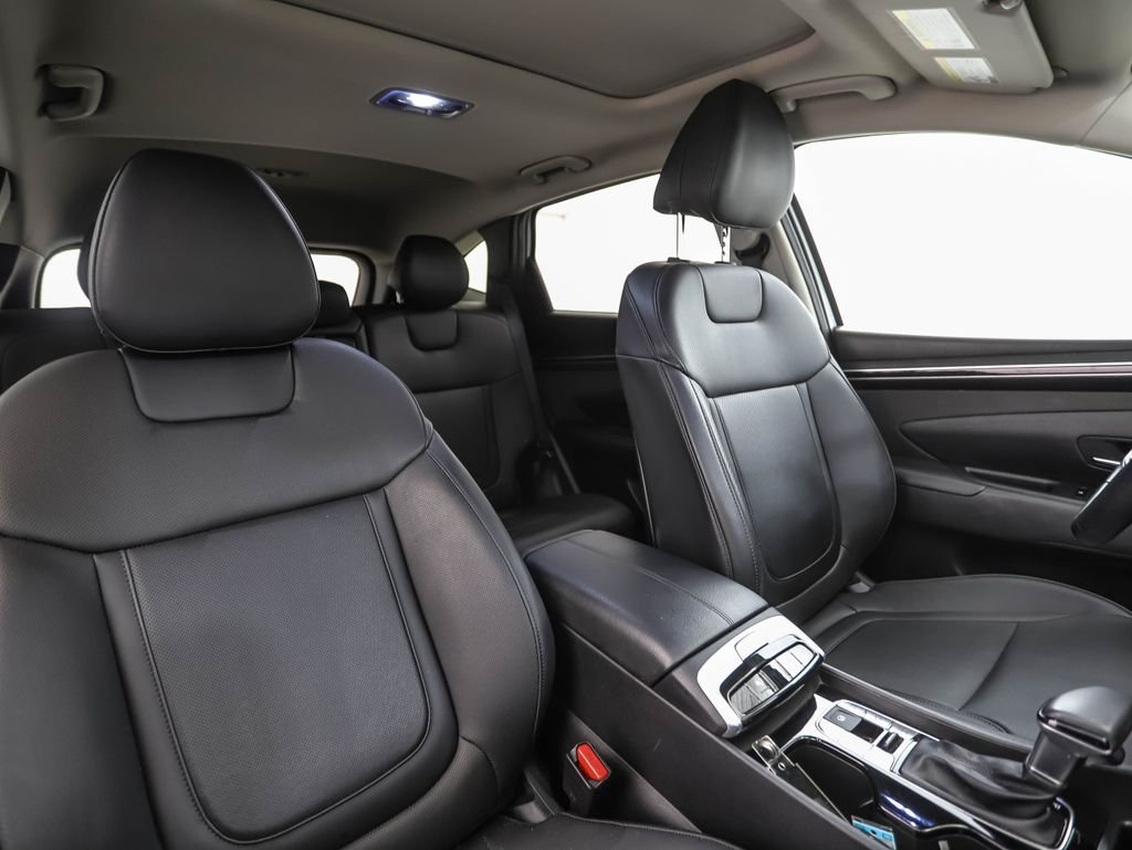 Used 2023 White Pearl Hyundai SEL image 30