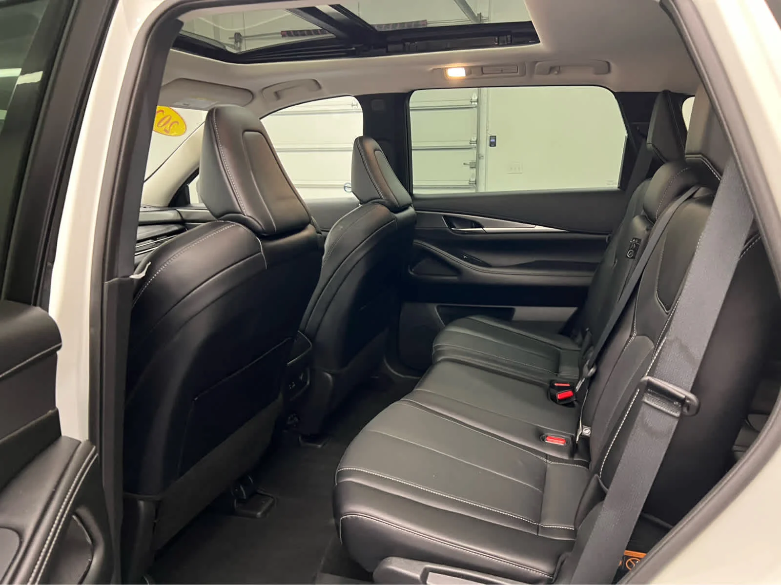 Used 2024 WH INFINITI LUXE image 11
