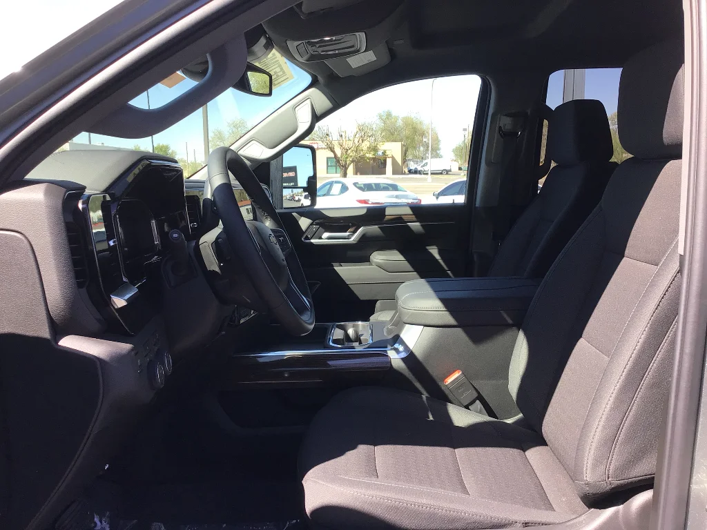 2026 Chevrolet Silverado 2500 HD LT - Photo 10