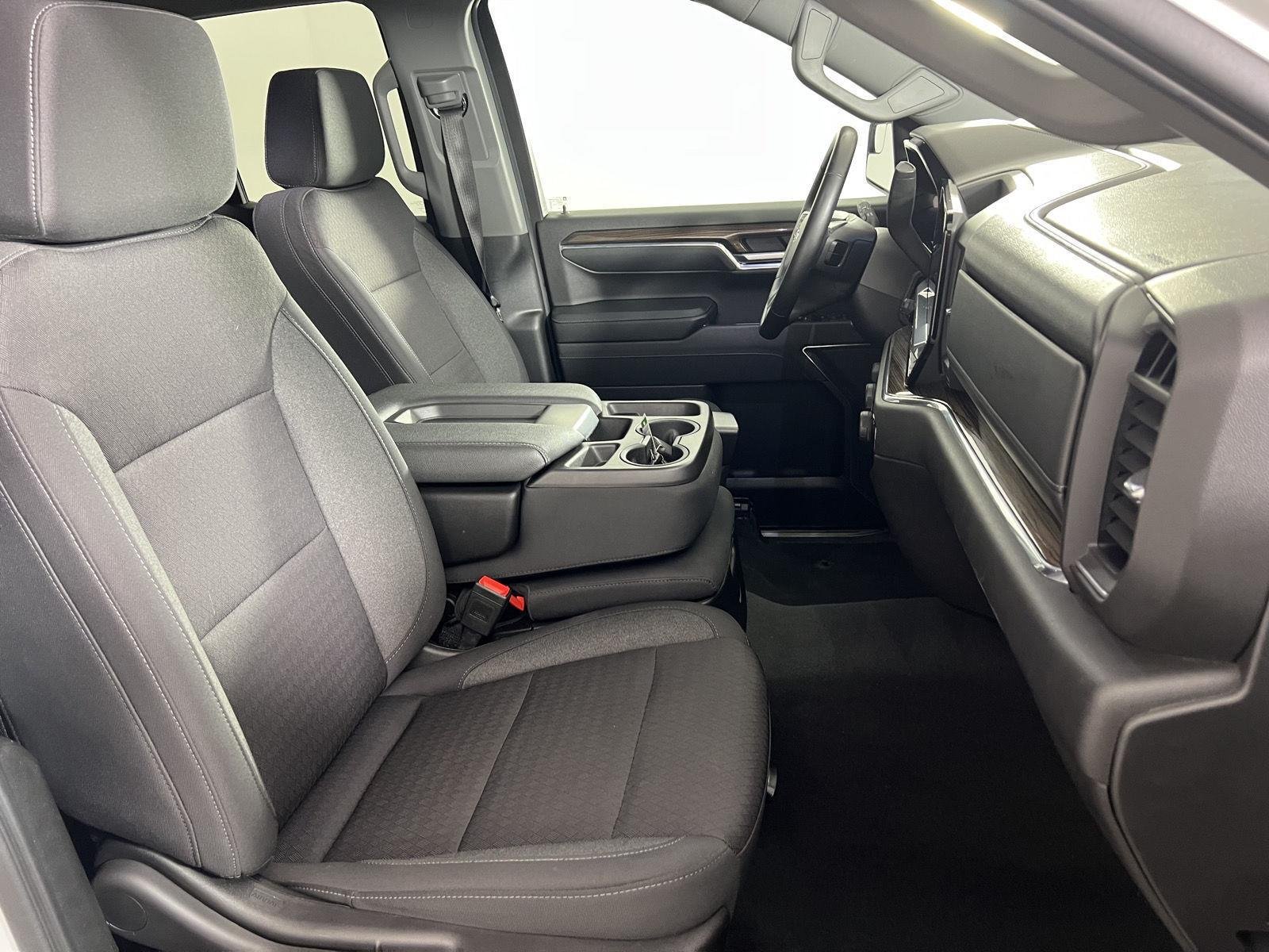 Used 2023 Summit White Chevrolet RST image 22