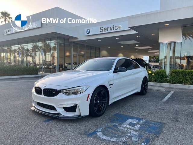 2015 BMW M4  RWD photo