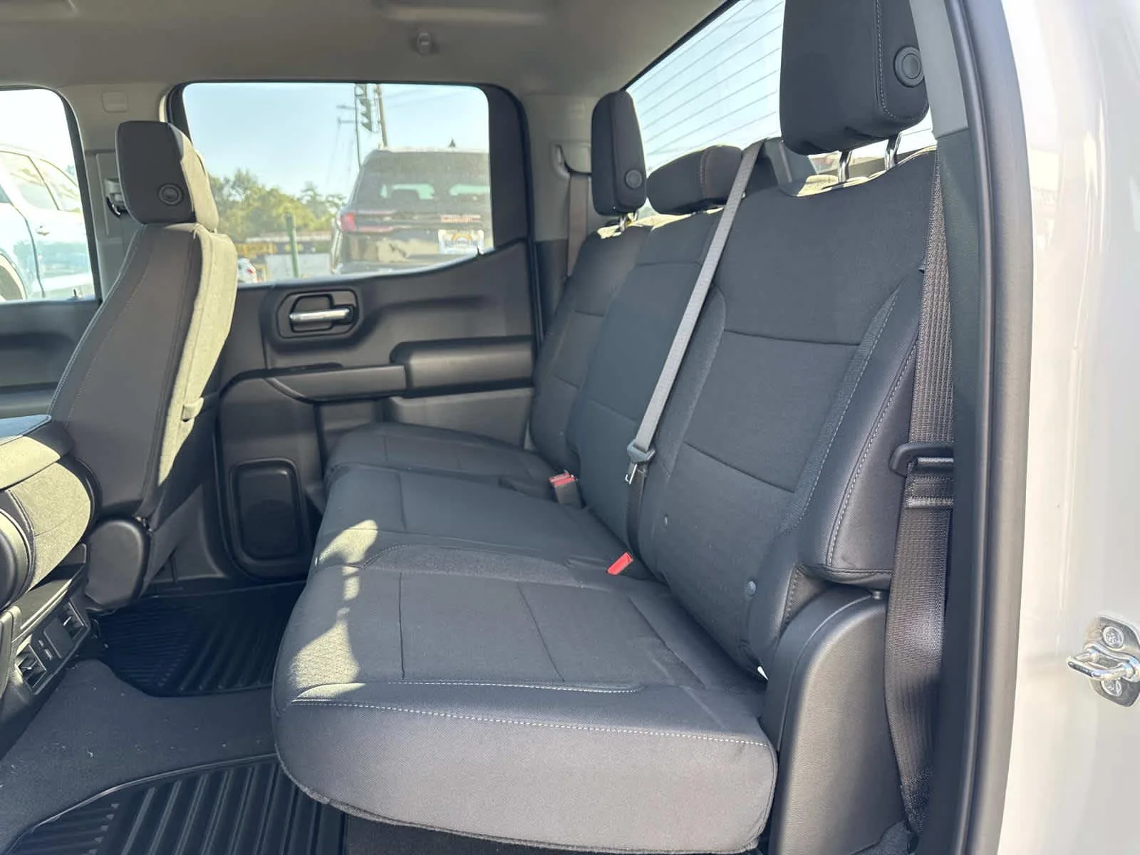 2026 GMC Sierra 1500 Pro - Photo 8