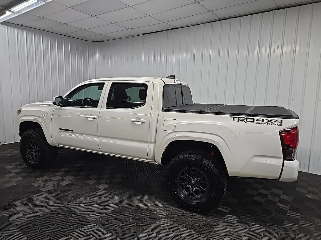 Used 2022 White Toyota SR image 4
