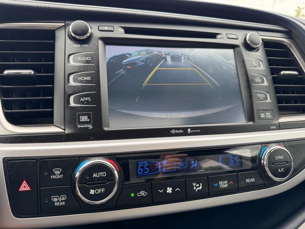Used 2015 Gray Toyota Limited image 23