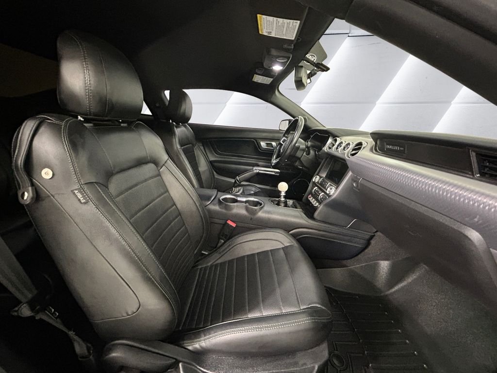 Used 2019 Green Ford Bullitt image 13