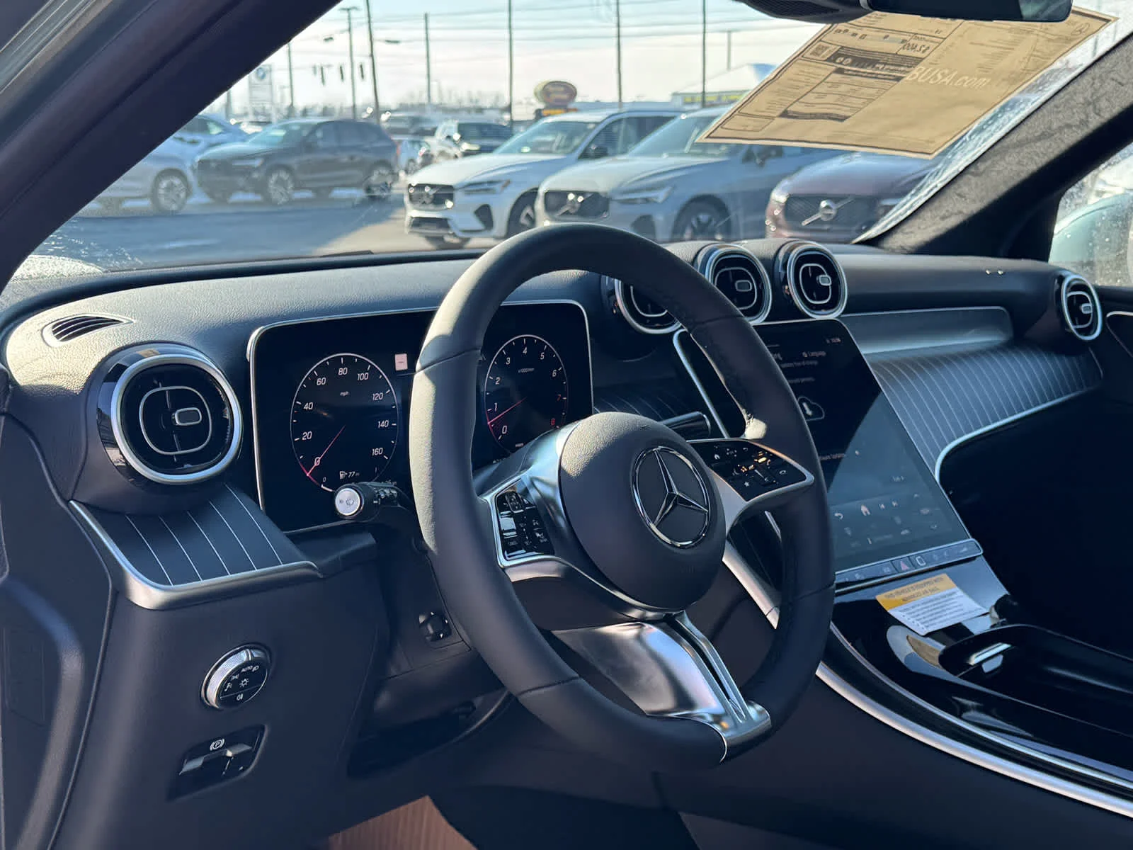 New 2026 Verde Silver Metallic Mercedes-Benz GLC 300 image 15