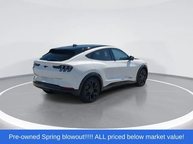 Used 2023 White Ford Premium image 8