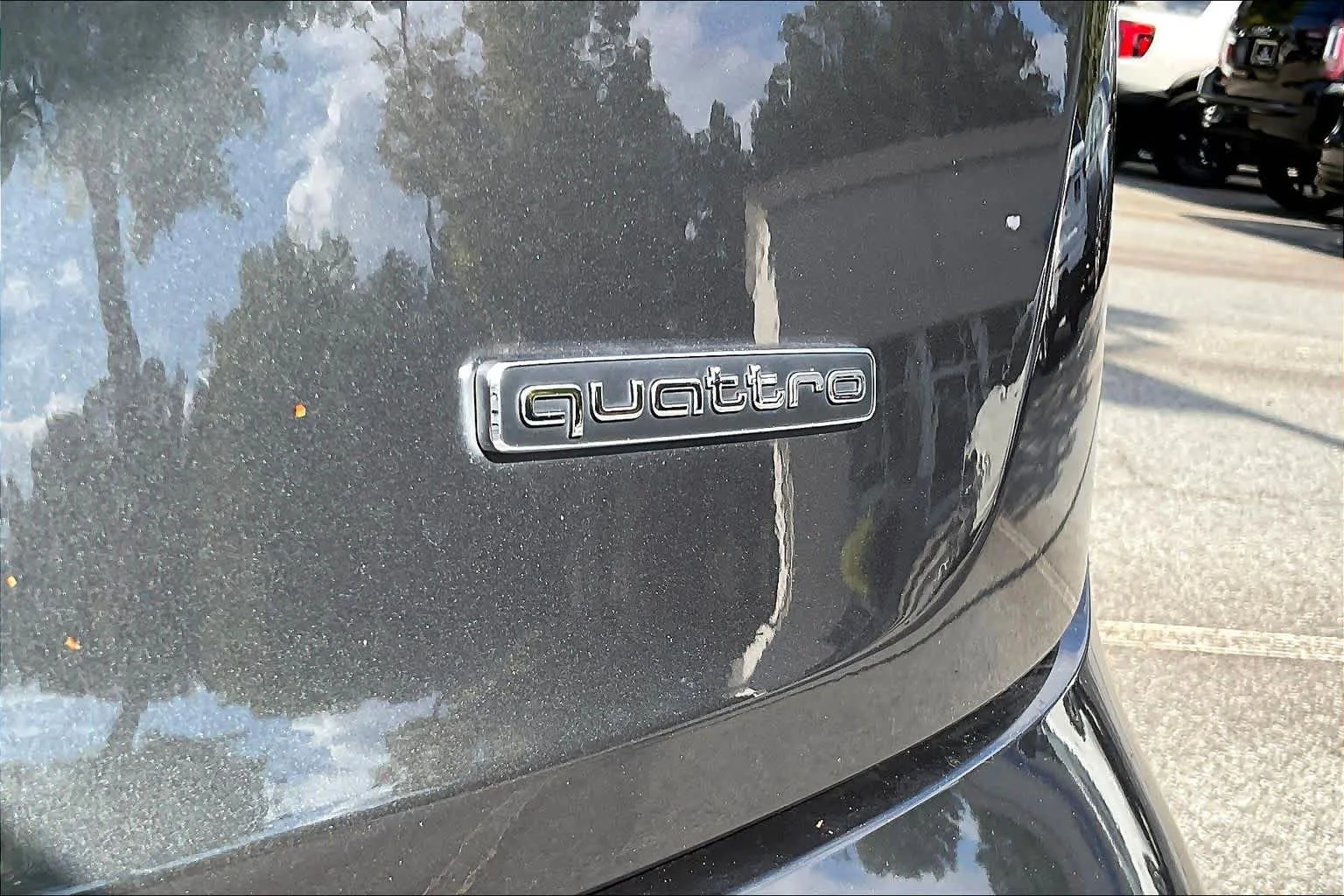 Used 2021 Navarra Blue Metallic Audi Premium Plus image 10