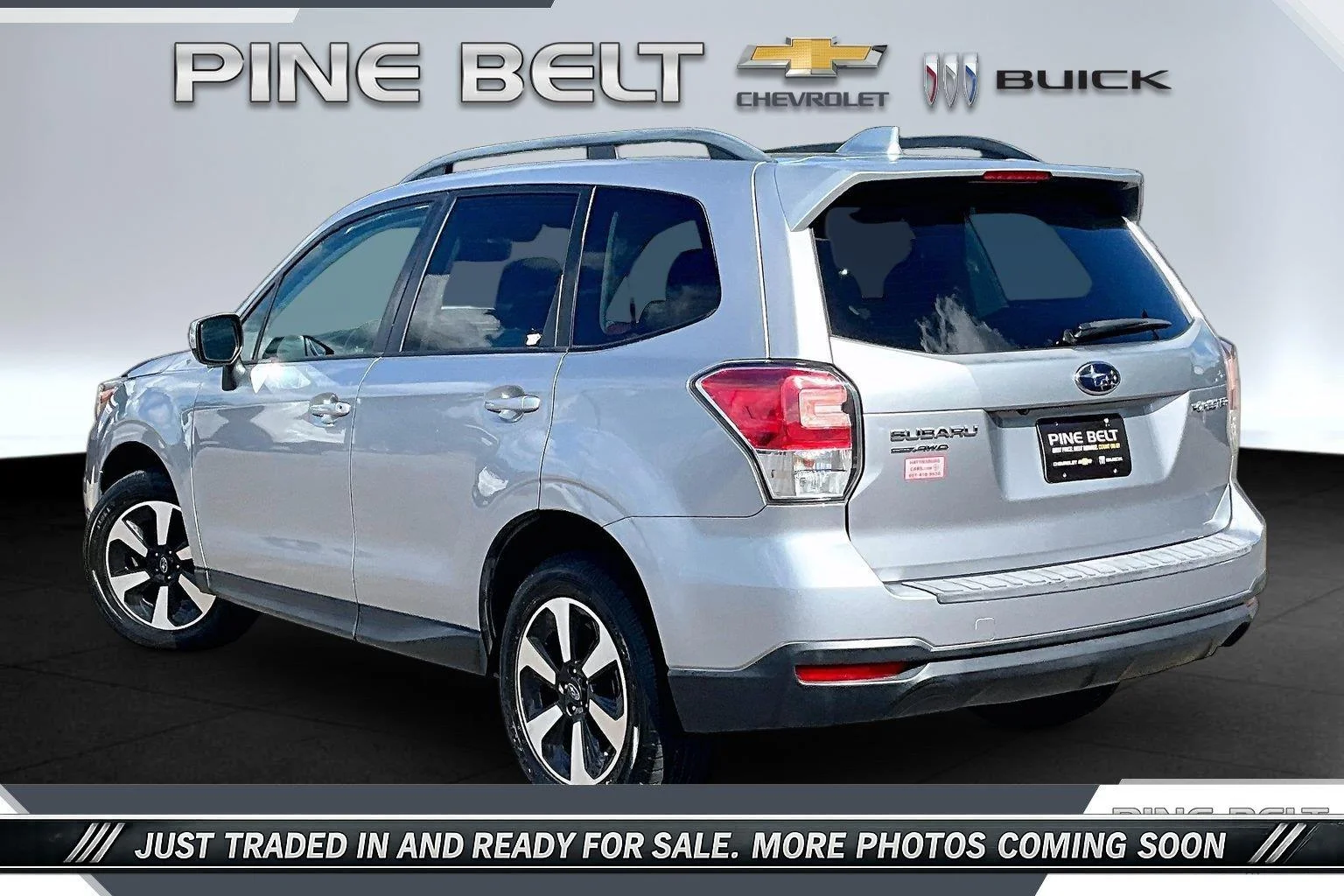 Used 2018 Ice Silver Metallic Subaru Premium image 2