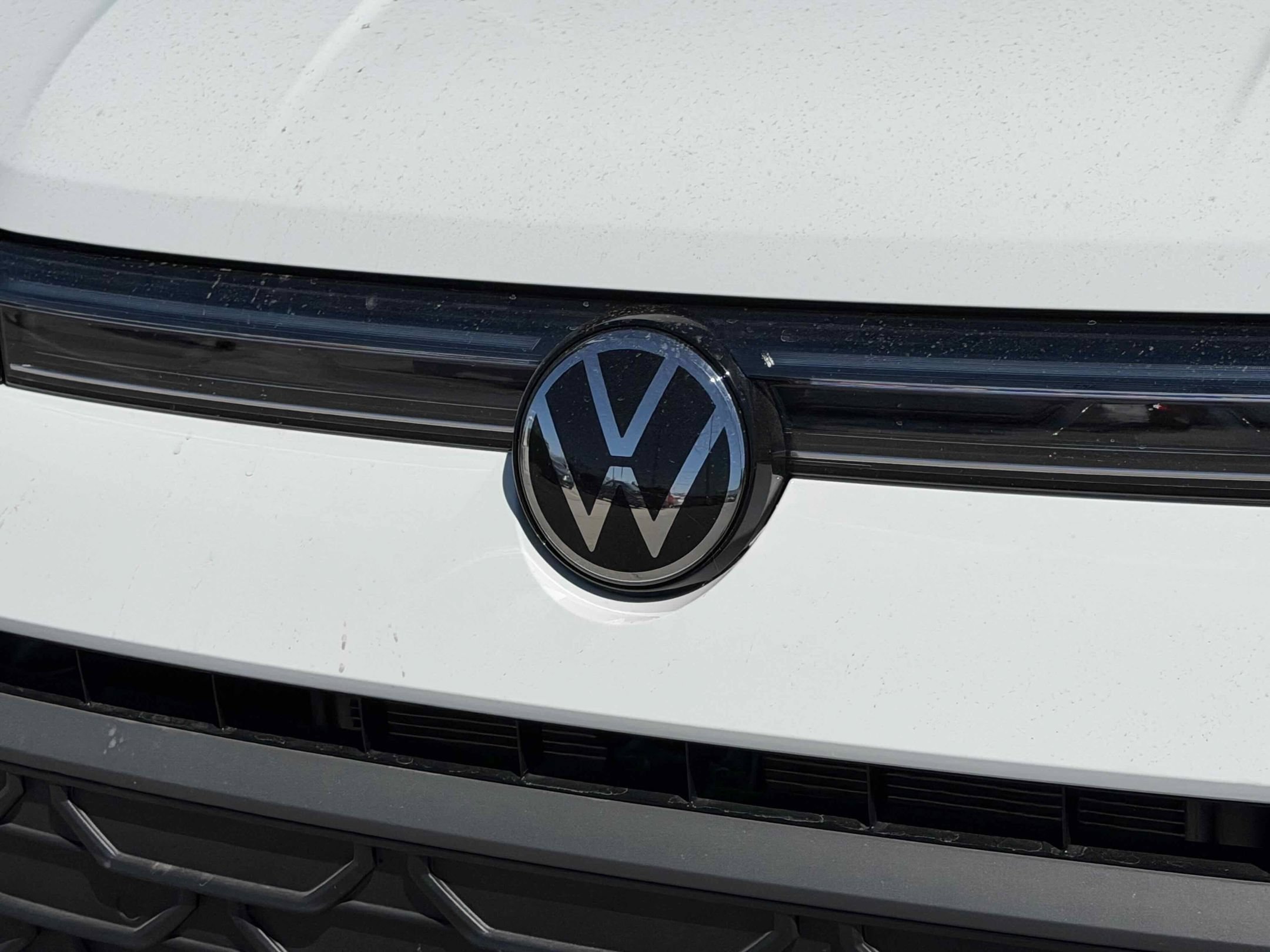 Used 2026 White Volkswagen SE Black image 12