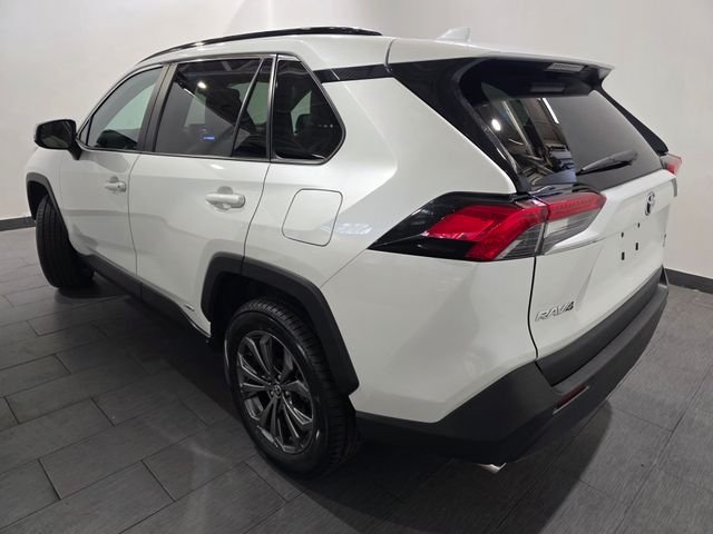 Certified Used 2024 Beige Toyota XLE Premium image 3