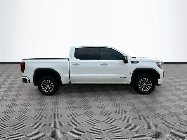 Used 2021 White GMC AT4 image 8