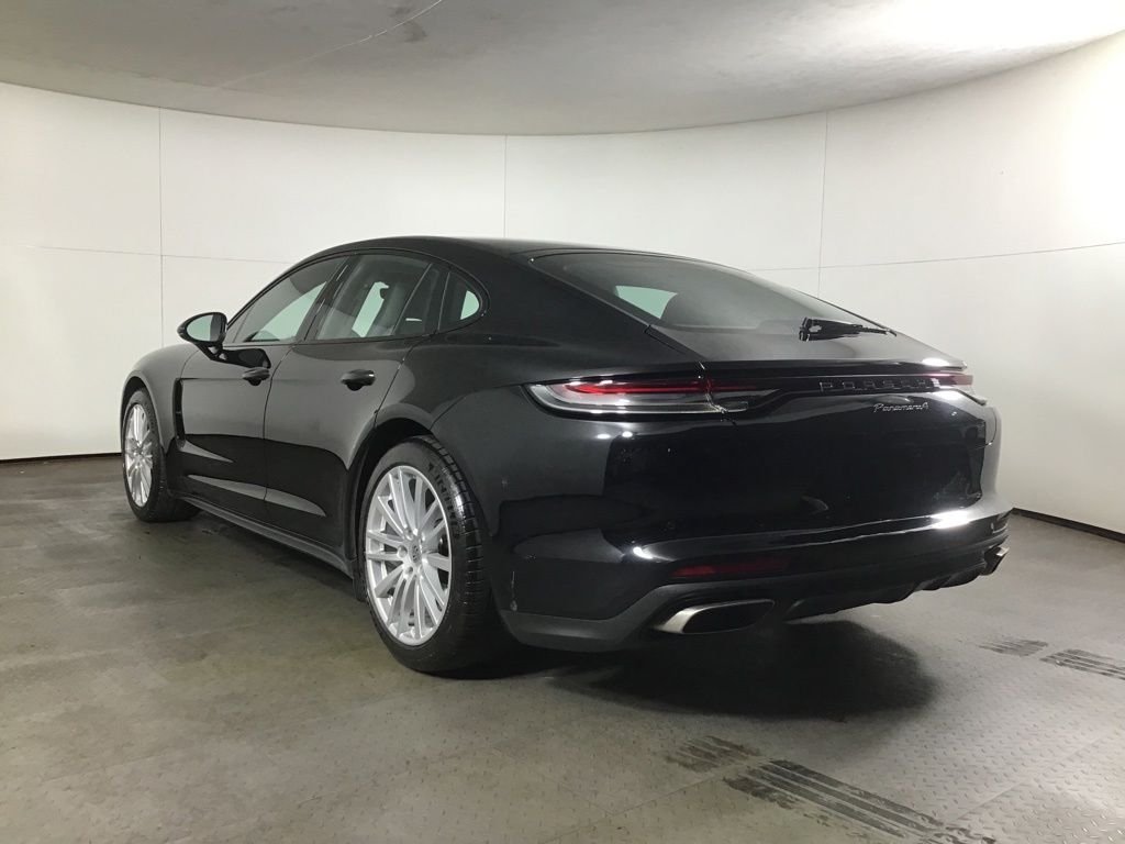 Certified Used 2023  Porsche 4 image 3