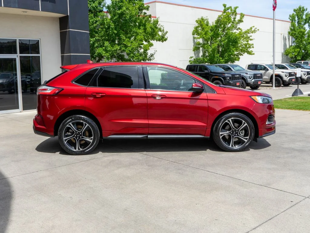 Used 2019 Red Ford ST image 8