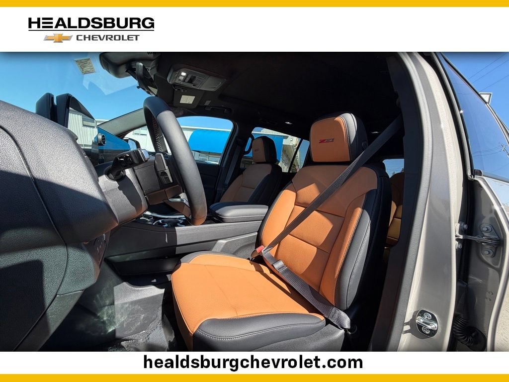 2027 Chevrolet Traverse Z71 - Photo 9