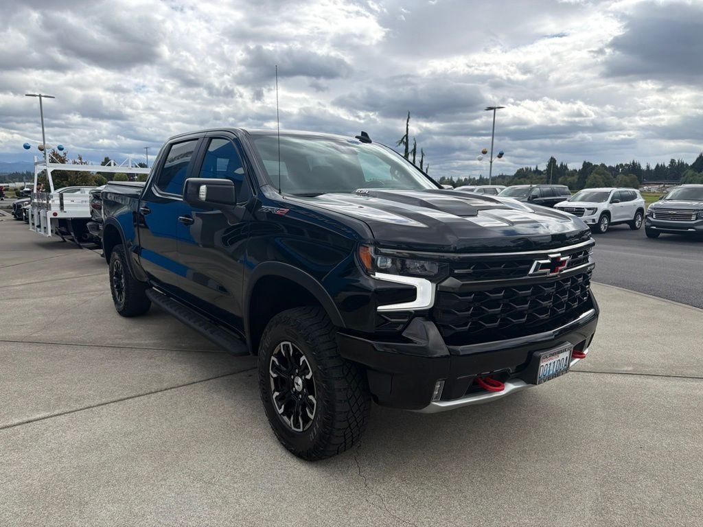 Used 2022 Black Chevrolet ZR2 image 8