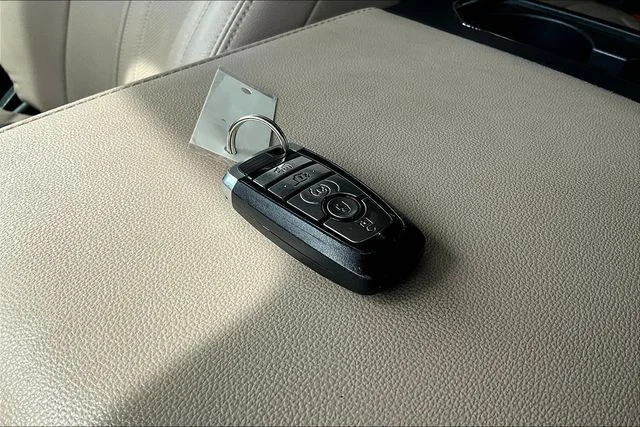 Used 2024 Black Ford Limited image 36