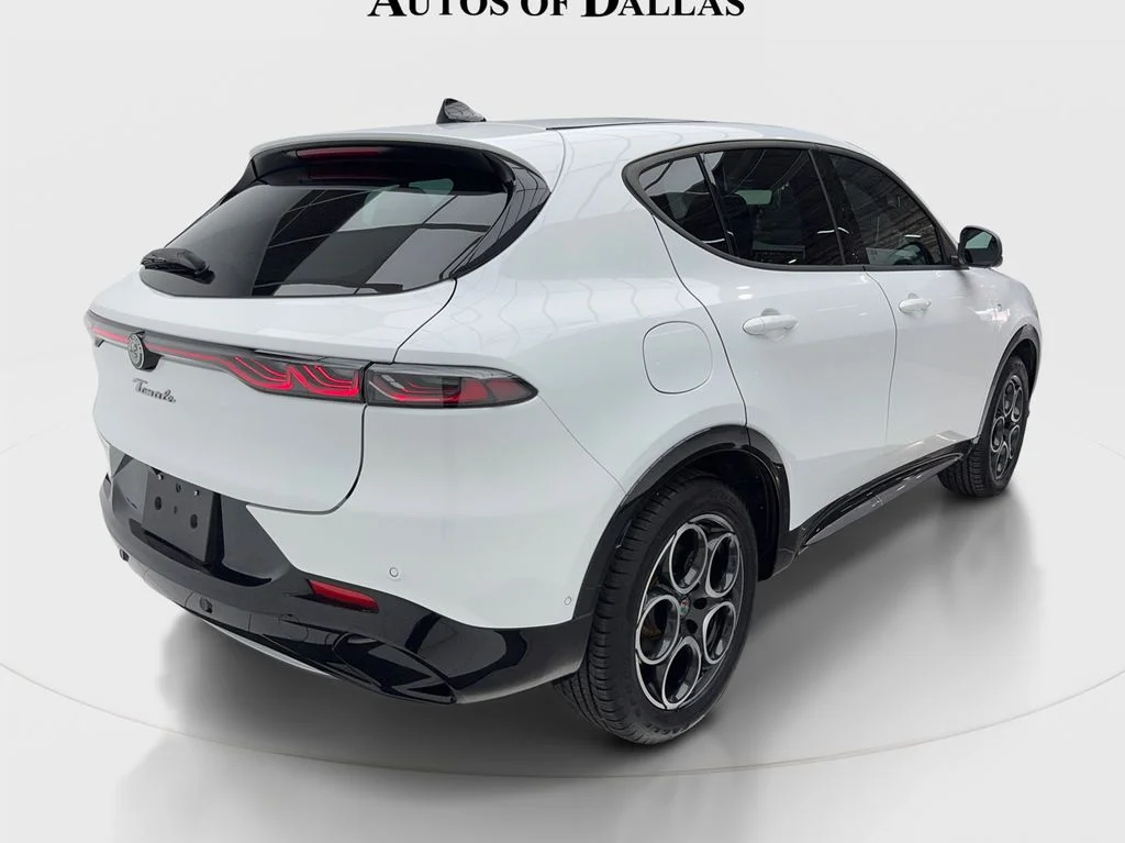 Used 2024 White Alfa Romeo Ti image 9