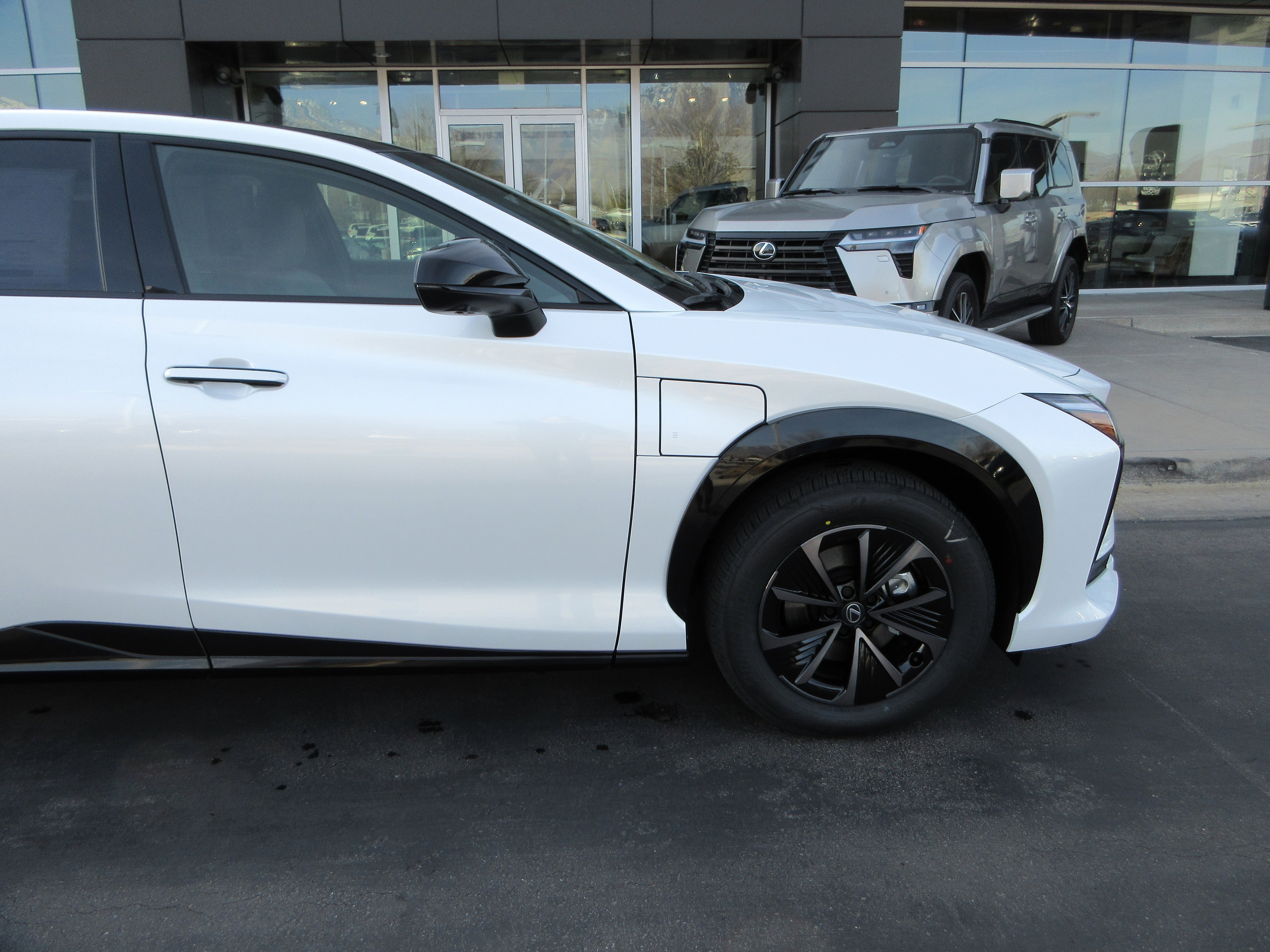 2026 Lexus RZ Premium - Photo 12