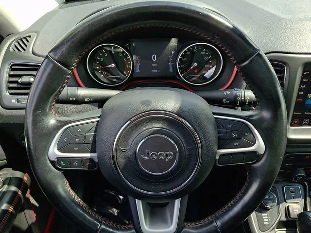 Used 2020 White Jeep Trailhawk image 19