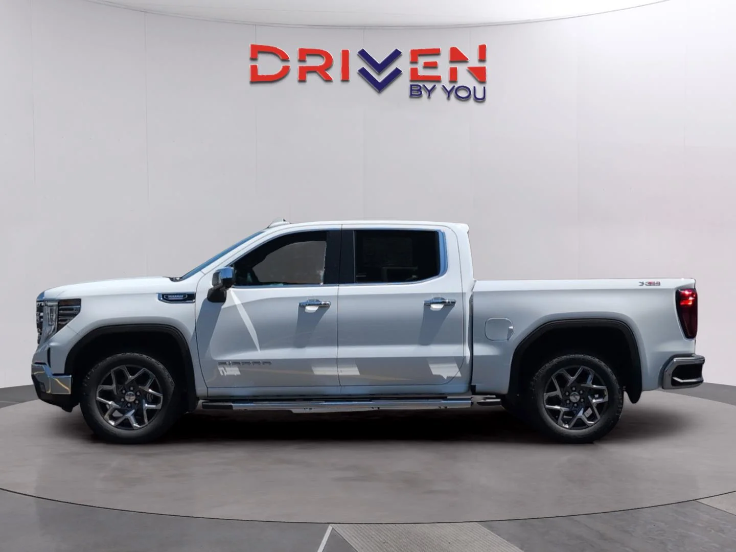 New 2026 Summit White GMC SLT image 2