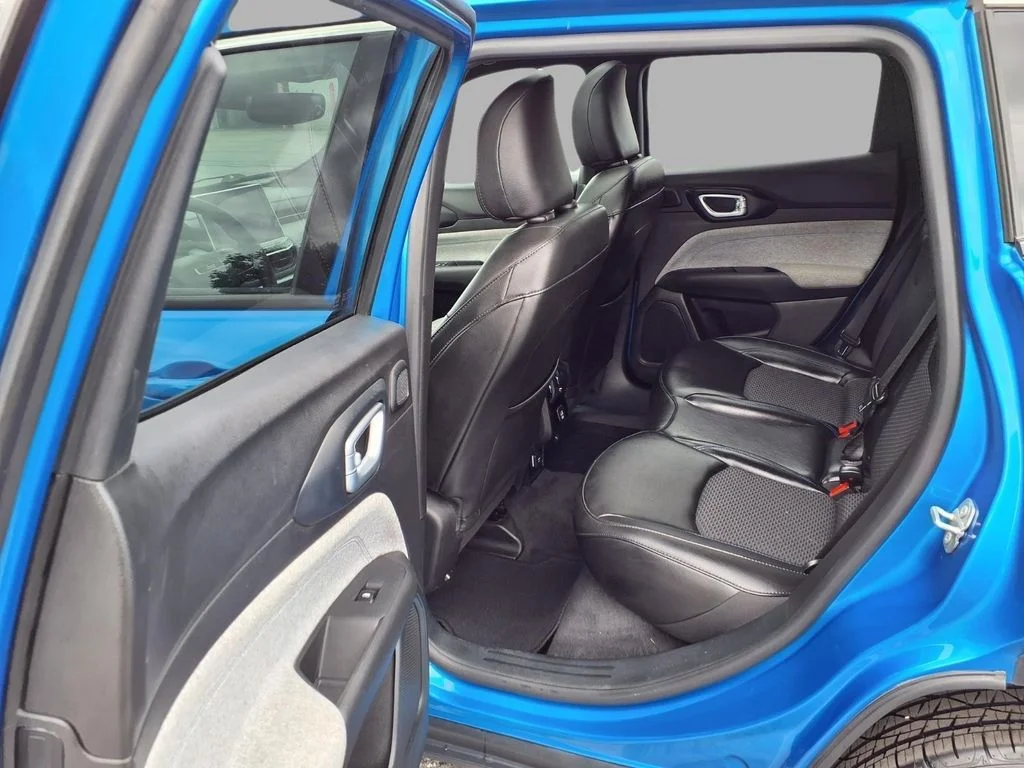 Certified Used 2023 Blue Jeep Latitude image 26