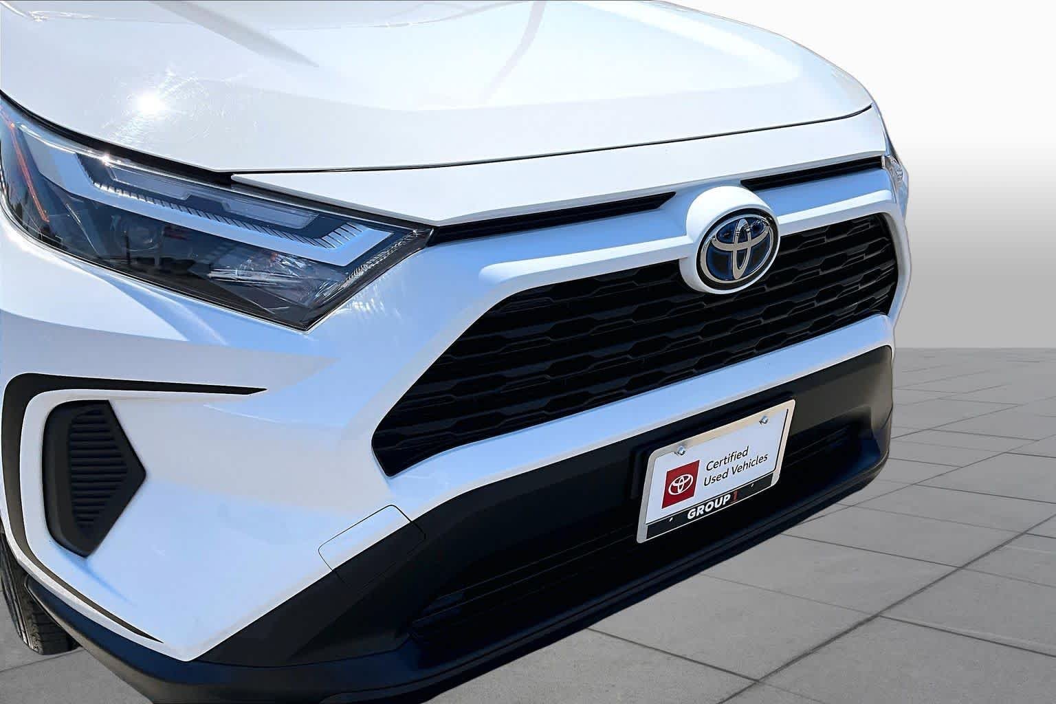 Certified Used 2023 Ice Cap Toyota Hybrid LE image 29