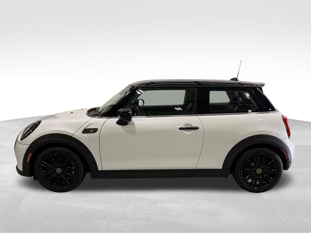 Used 2024 MINI Hardtop 2 Door SE with VIN WMW13DJ03R2V90937 for sale in Golden Valley, Minnesota