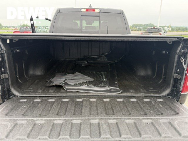 Used 2019 Diamond Black Ram Laramie image 39