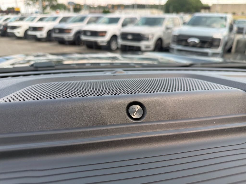 New 2026 Agate Black Metallic Ford F-250® XLT image 36