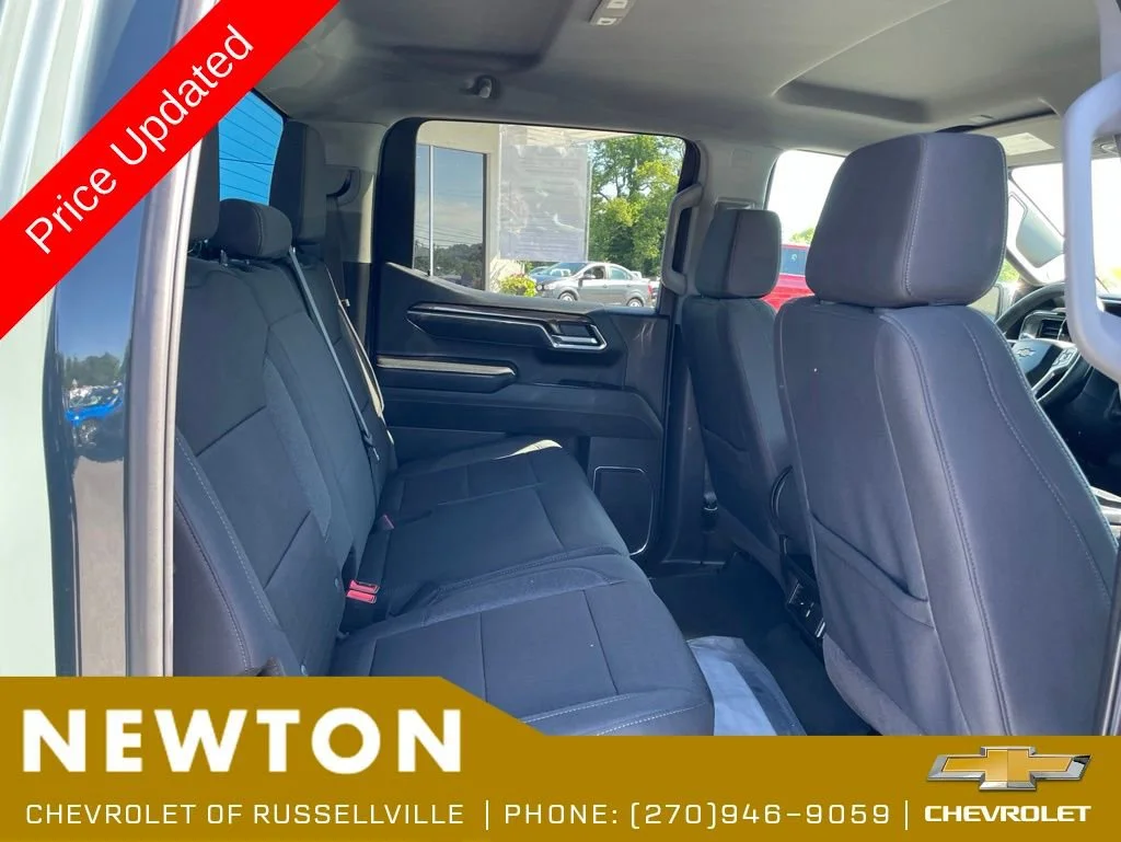 Used 2025 Cypress Gray Chevrolet LT (2FL) image 15