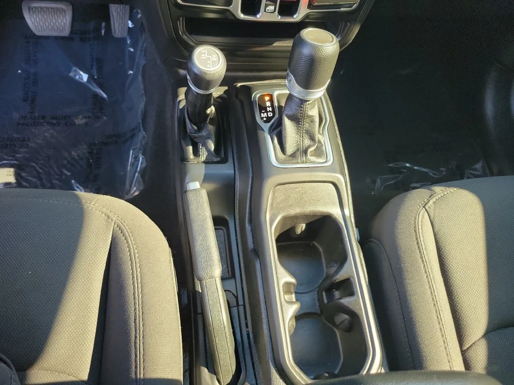 Certified Used 2023 White Jeep Willys 4xe image 28