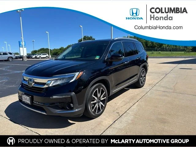 Used 2019 Black Honda Touring image 1